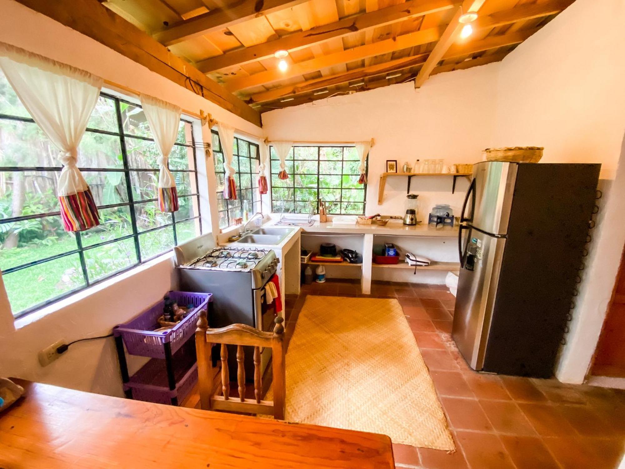 Unicorn Reborn - Peaceful Rentals San Marcos La Laguna Exteriér fotografie