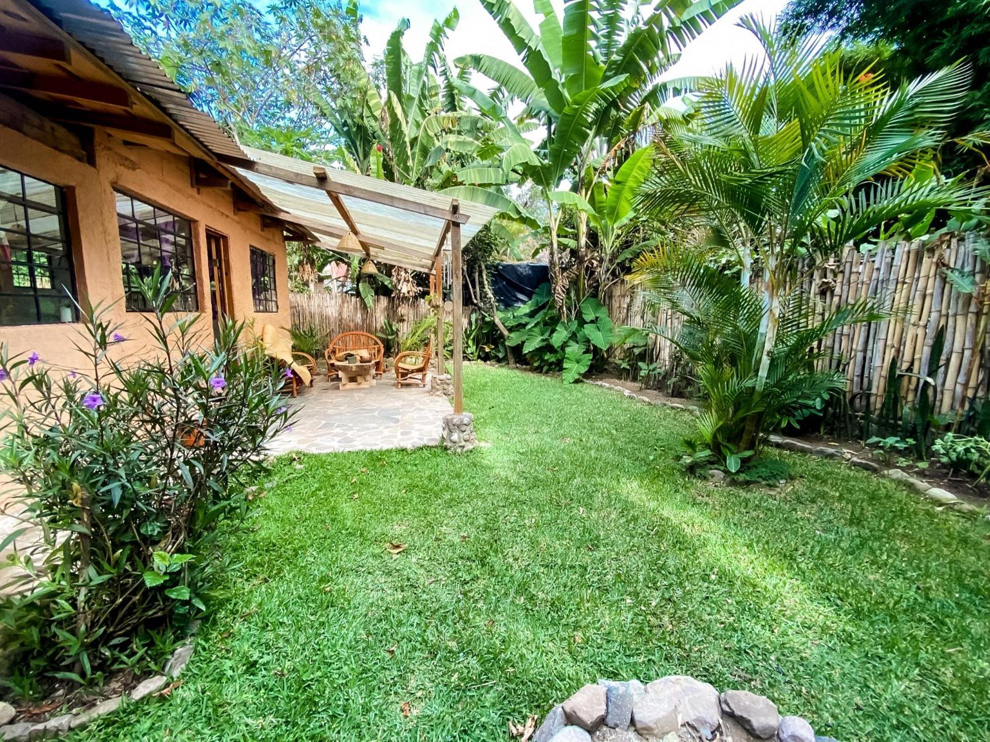 Unicorn Reborn - Peaceful Rentals San Marcos La Laguna Exteriér fotografie